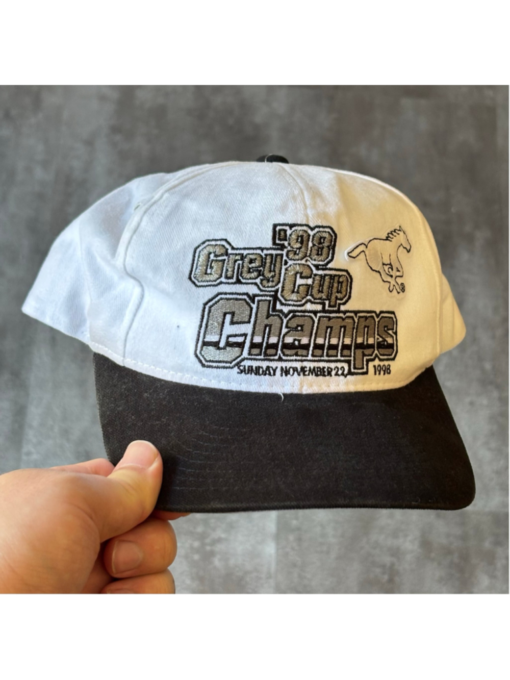 Vintage 1998 Grey Cup Champions Calgary Stampeders Starter SnapBack Hat